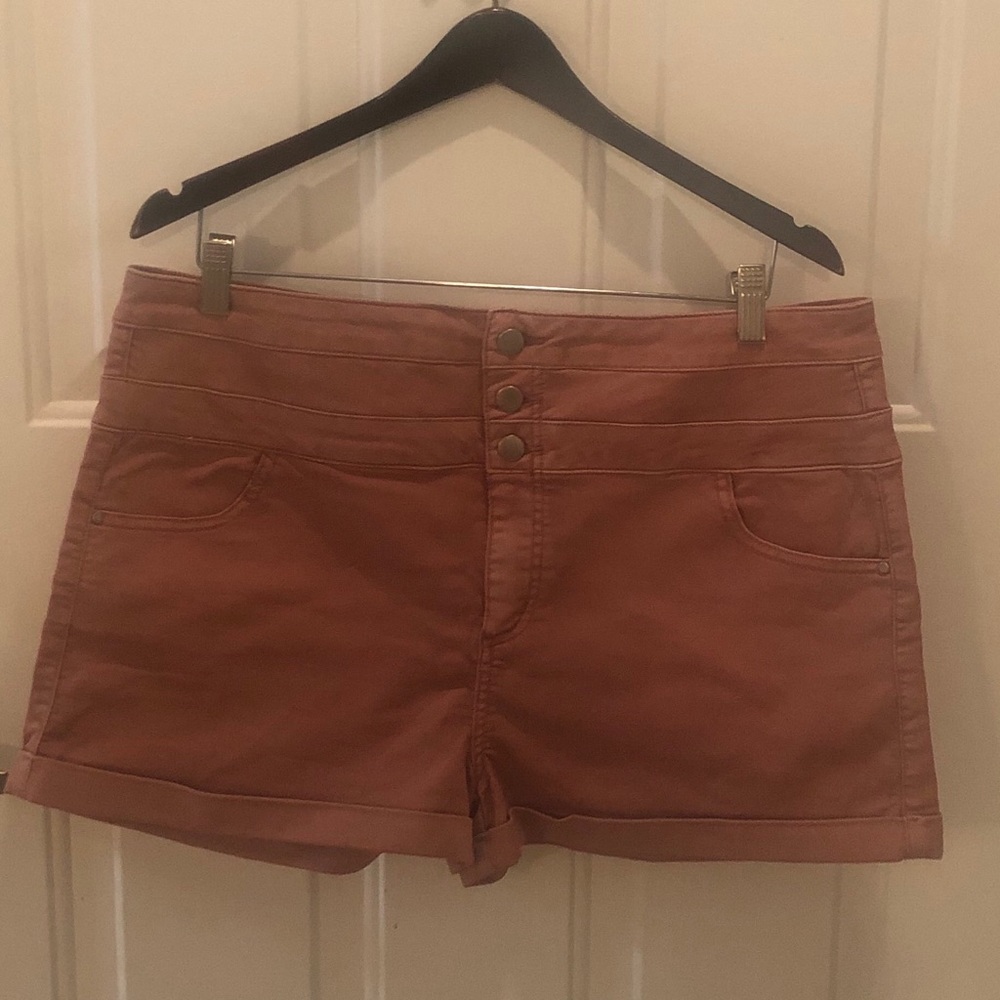 Tinseltown High Rise (Rose) Shorts Juniors (17)